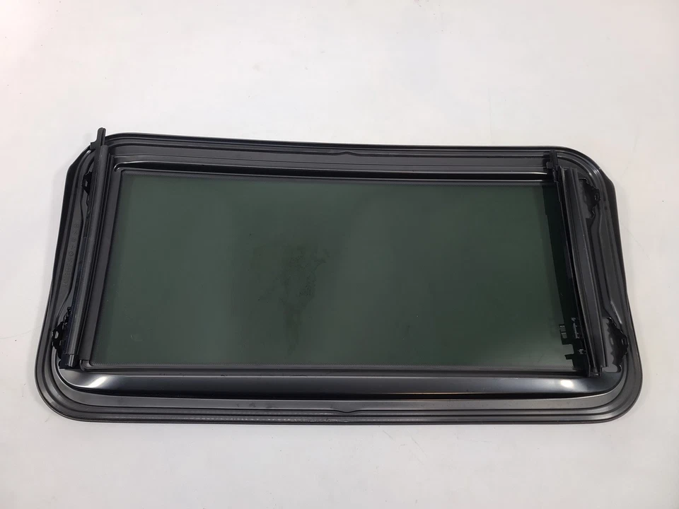 14-23 INFINITI Q50 TECHO CORREDIZO TECHO CORREDIZO VENTANA SUPERIOR VIDRIO OEM Foto 3 de 4