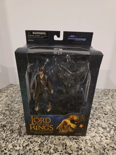 Frodo Deluxe Figure LORD OF THE RINGS Diamond Select MIB NEW