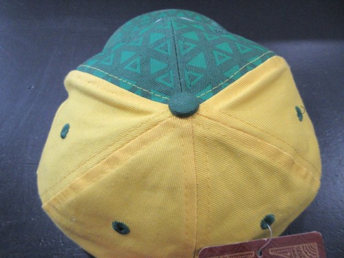 Zelda Hat Cap Snap Back Green Yellow Links Awakening Nintendo Video Game Mens - Picture 6 of 9