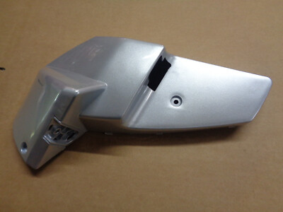 Abdeckung Trittbrett rechts (silber CA) Keeway Outlook 125