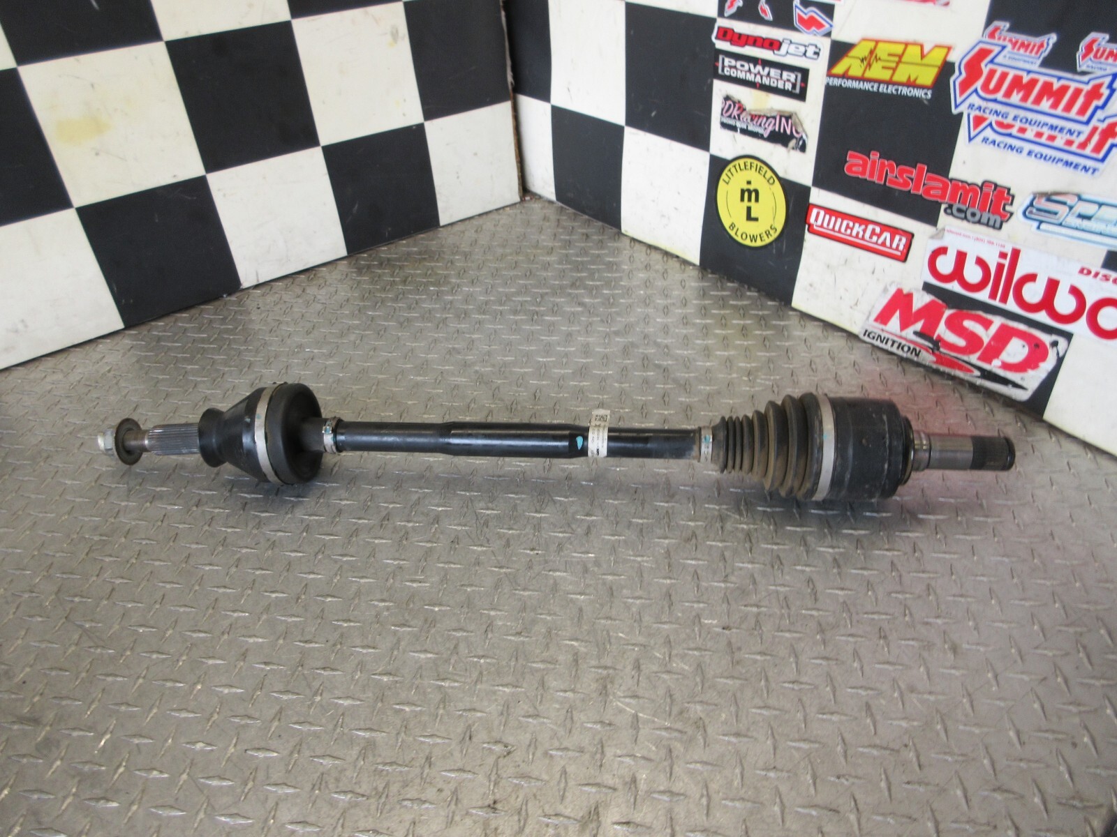 14-17 2017 Maserati Ghibli REAR AXLE 2WD 06700352630