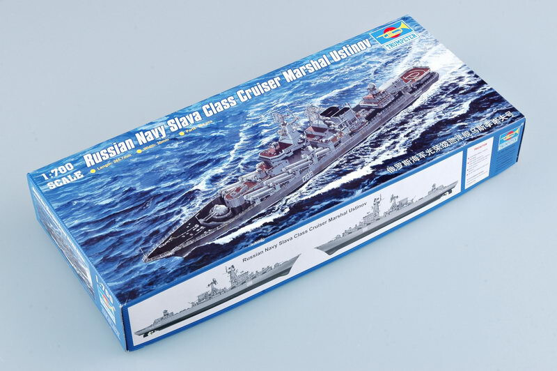 Croiseur Maréchal Ustinov 1:700 Trumpeter 5722 Maquette Bateau