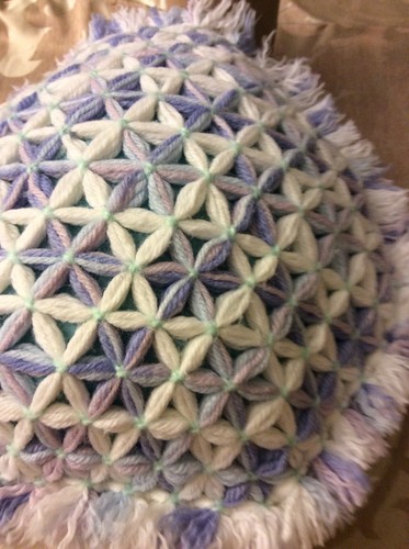 NEW 12" HANDMADE CROCHETTED PILLOW SHAM WITH PILLOW BLUE,WHITE,LIGHT&DARK PURPLE - 第 9/12 張圖片