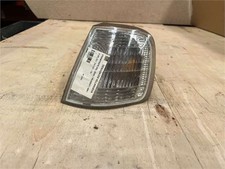 Vorderer Linker Blinker Peugeot 405 berlina 1987 19