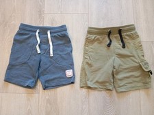 2 X Jungen Shorts Größe 110/116
