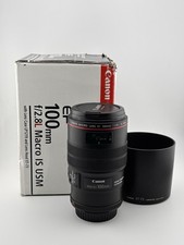 Canon EF 100mm f/2.8L Macro IS USM Lens