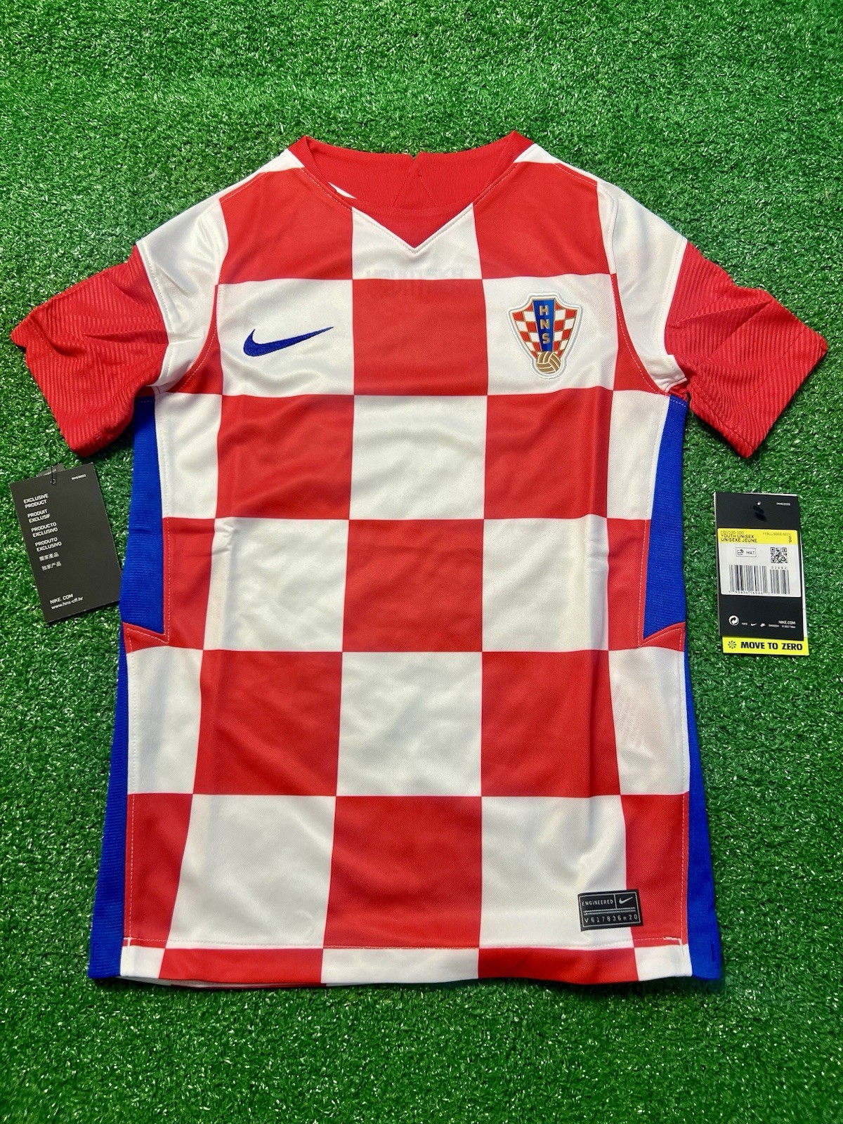 Croatia National Team Nike Home Jersey 2020/21 Kids Size Small NWT