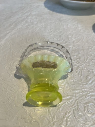 Fenton Vaseline Uranium Miniature Basket With Sticker