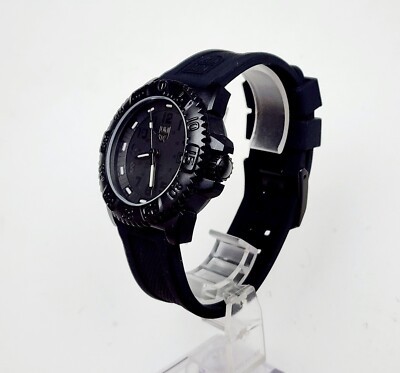 Import duty included Luminox Navy SEAL Diver's Watch 3050/3950 Import duty included Luminox Navy SEAL Diver's Watch 3050/3950