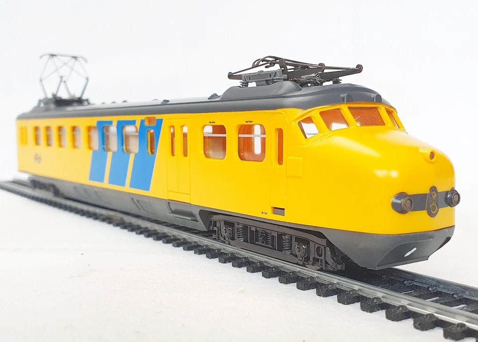 Lima HO 1:87 Dutch NS Railways MAT 54 DOGHEAD All Stations Stop Multiple Unit MB - Image 4 of 4