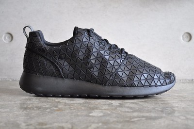 nike roshe run metric qs