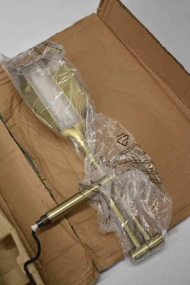 Conjunto de lámpara de pie LED de hoja Brightech ajustable acabado latón de pie Foto 4 de 4