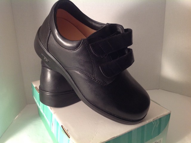 Apex Ambulator Medical Diabetic Shoes Double Strap Black Leather 6 5 W 1260mw065 For Sale Online Ebay
