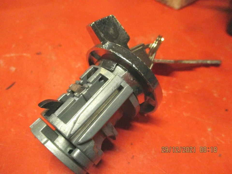 DODGE D/W/B-100,150,200,250,300,350-RAMCHARGER-MOPAR-1972-85 -CILINDRO DE ENCENDIDO- Foto 2 de 2