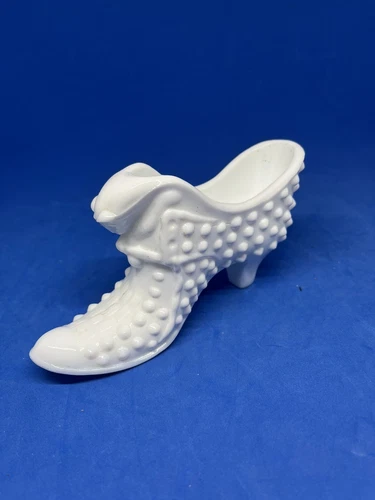 Vintage Fenton White Hobnail Milk Glass Shoe Slipper with Sleeping Cat