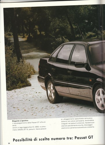 BROCHURE VOLKSWAGEN Passat - 8/1994 - Italian - Foto 2 di 4