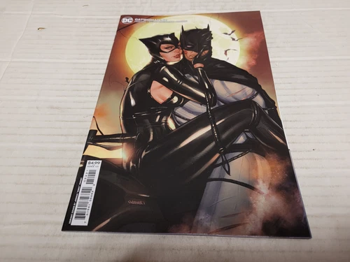 Catwoman # 52 Cover 2 (2023, DC) 1st Print Joshua Sway Swaby Card Stock Variant