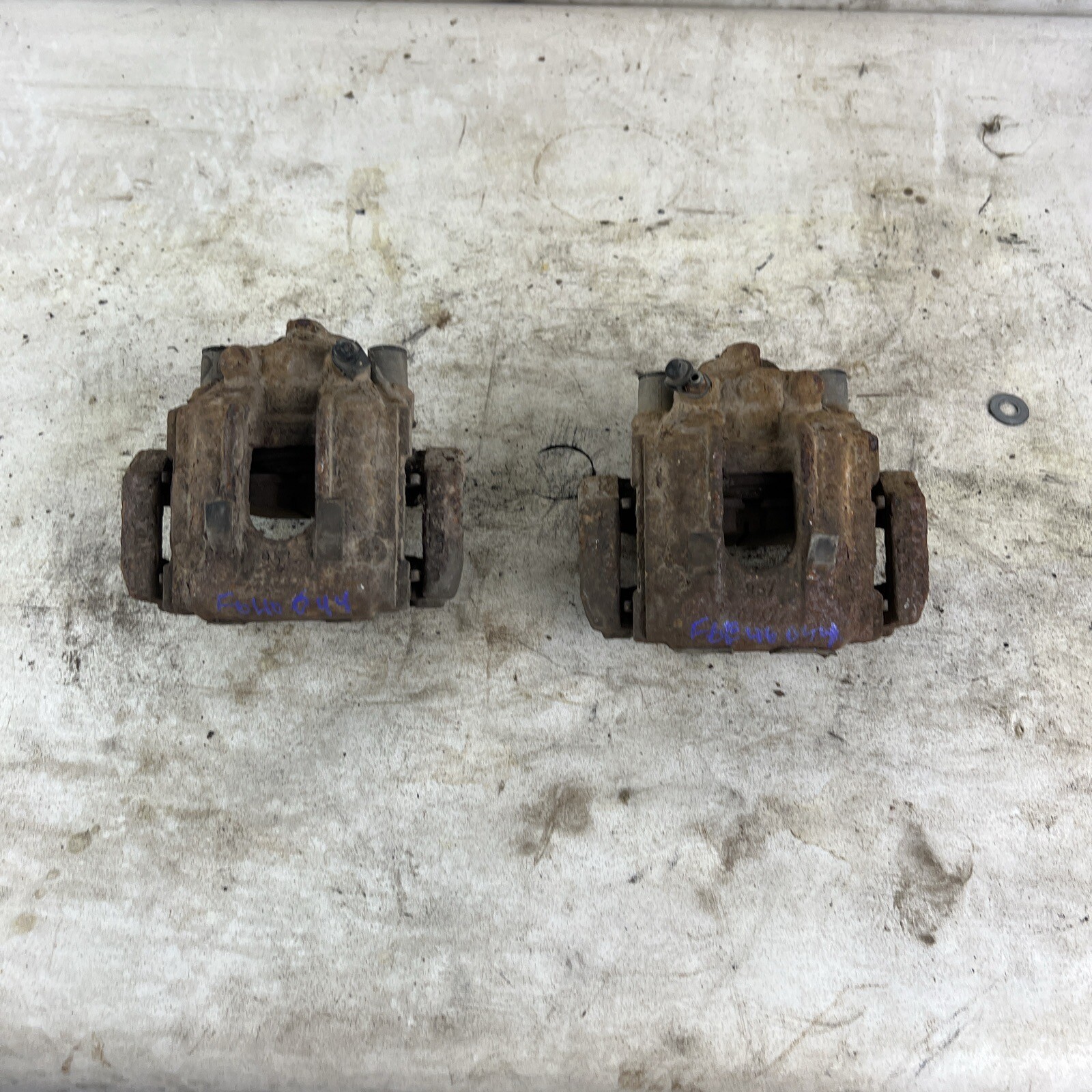 20012006 Genuine BMW E46 330i 330ci 330xi BRAKE CALIPERS REAR RIGHT