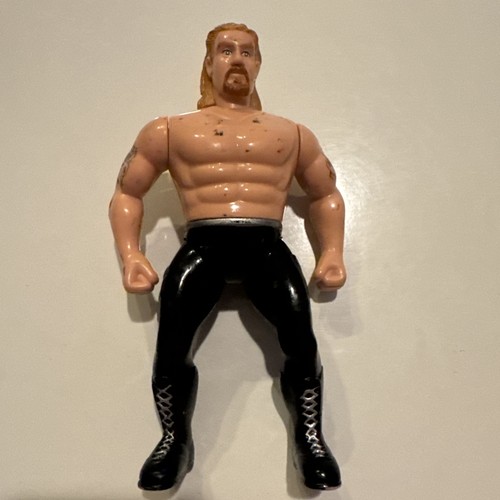 WCW Diamond Dallas Page DDP 7 inch Tall Wrestler Figure Action Arms 1998 nWo WWE - Picture 1 of 17
