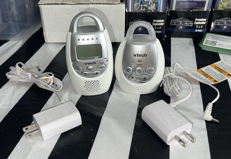 VTech DM221 digital audio baby monitor