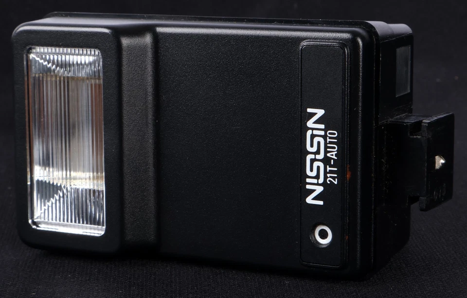 Nissin 21T- Auto Flash Unit - Mint in Box - Image 3 of 4