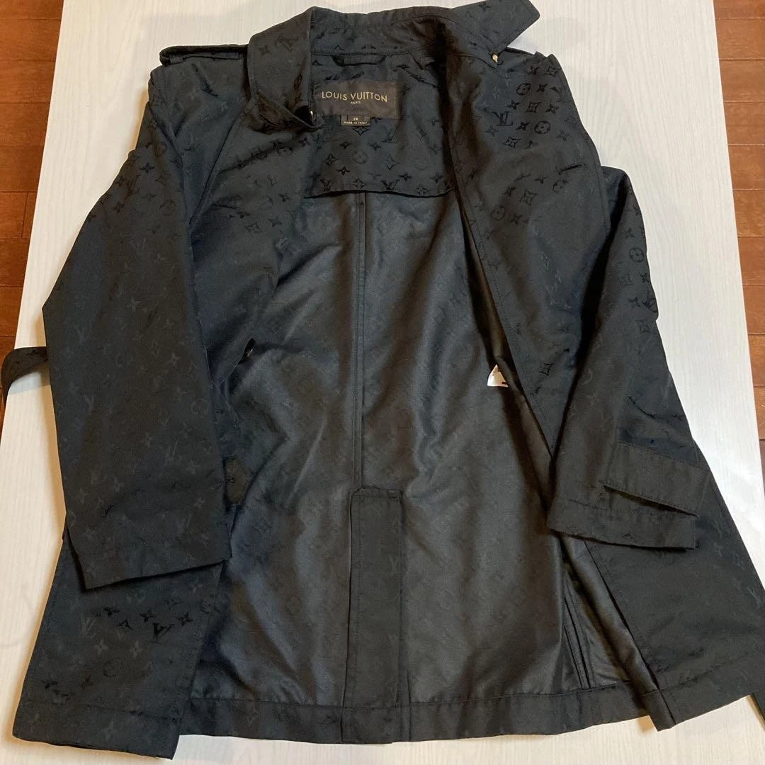 LOUIS VUITTON（LV） Louis Vuitton Monogram Trench Cappotto Giacca Nero 38