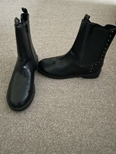 Ladies/Girls Zara Black Boots With Silver Studs. Size 5 (38)