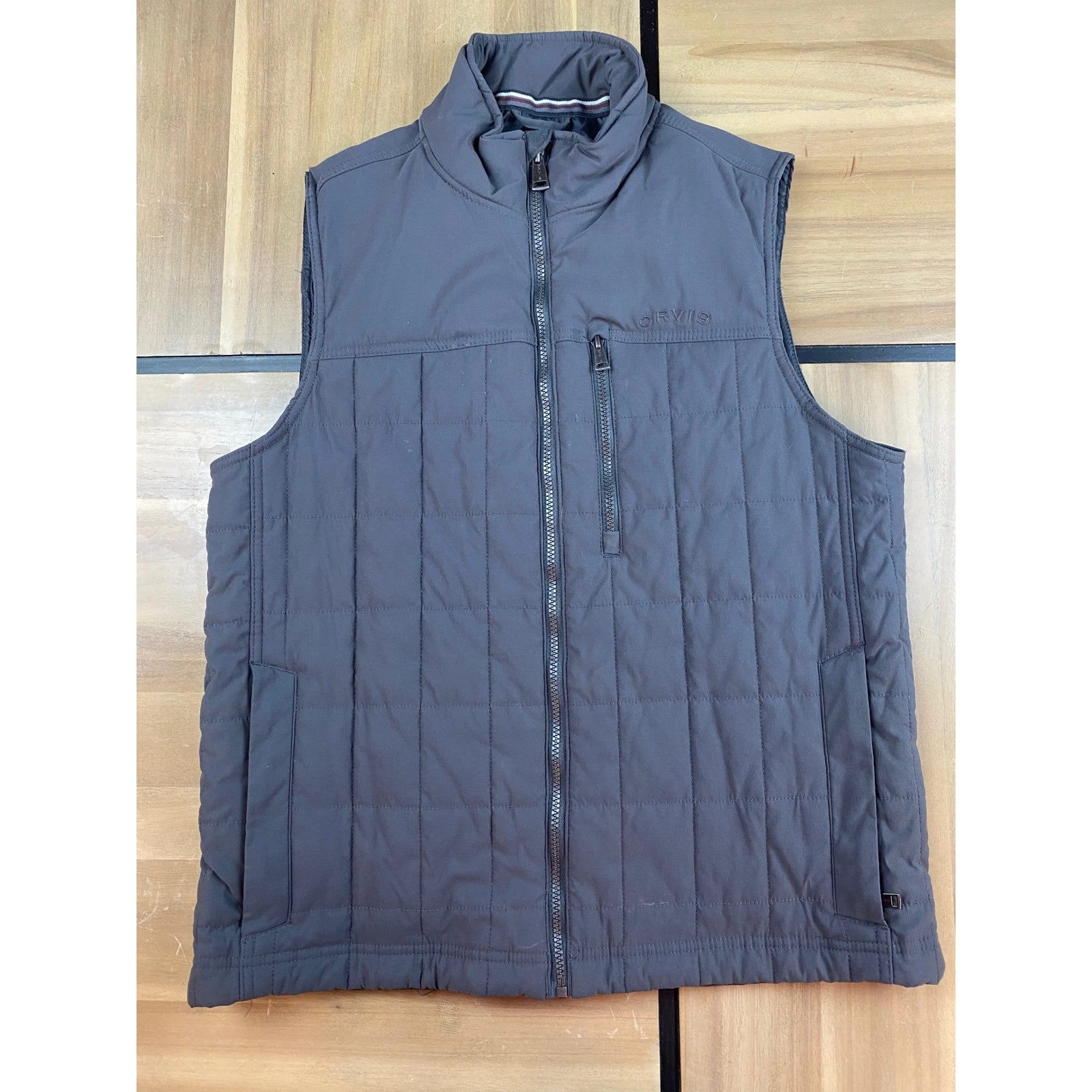 Orvis Mens Classic Collection Quilted Full Zip Vest Gray Medium Stretch Puffer