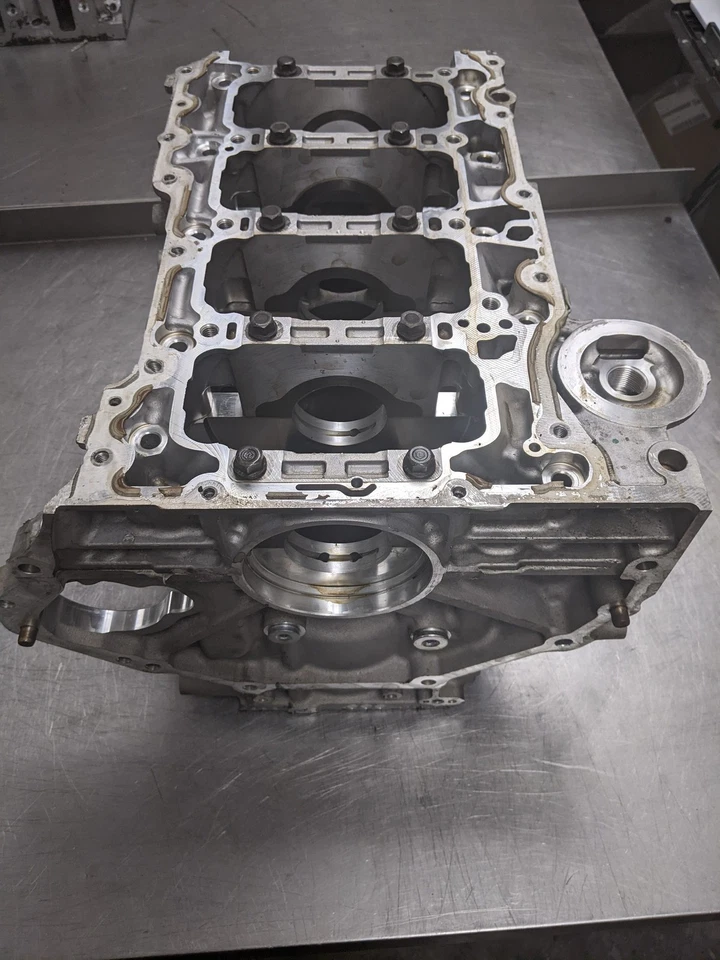 Bloque de cilindros de motor para Chevrolet Camaro 2.0 16-20 Foto 2 de 4