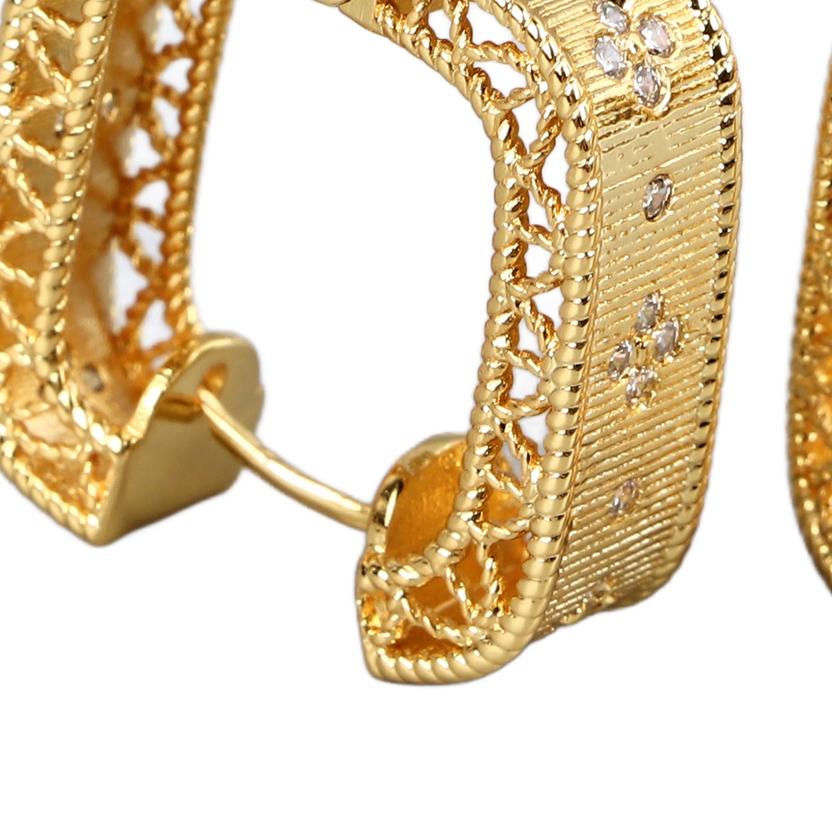 Women Zirconia Hoop Earrings Gold Plating Zirconia Vintage