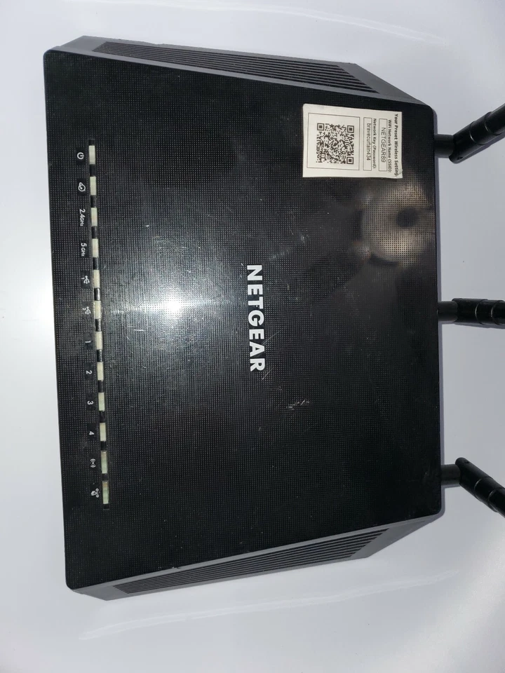 Netgear AC1750 R6400 1300 Mbps 4-Port Gigabit Wireless AC Router USB 3.0 Port - Image 2 of 4