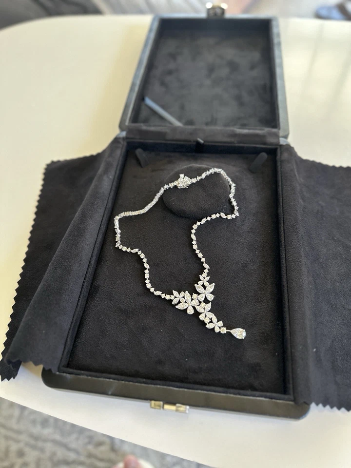 Collar mariposa estilo graff de plata de ley para boda Foto 4 de 4