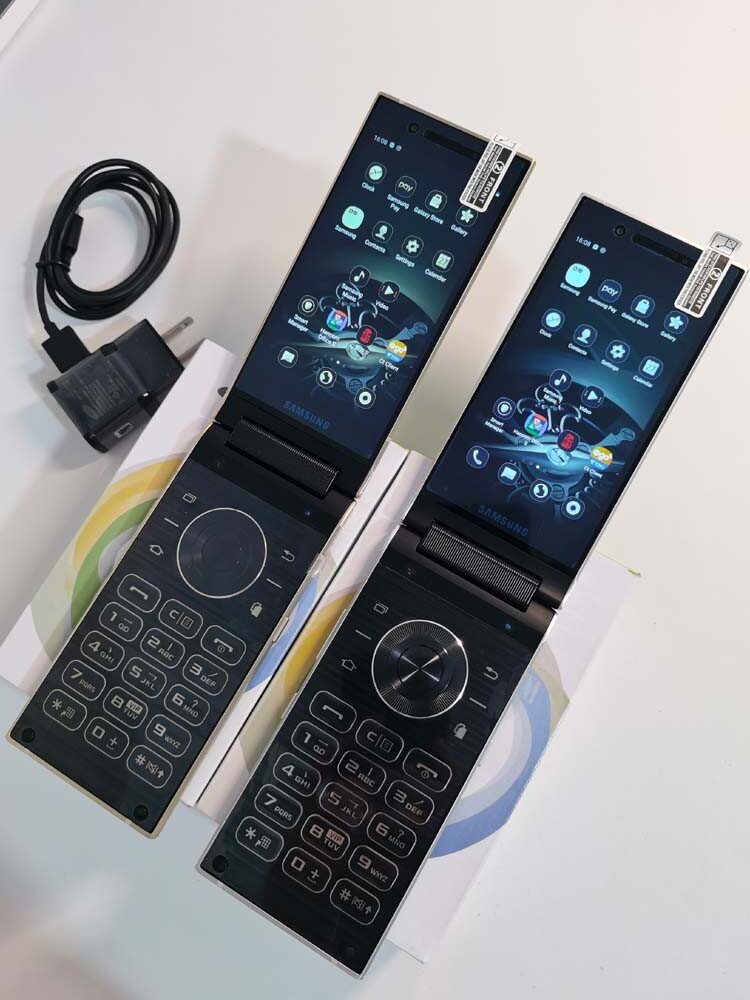 スマートフォン本体 Samsung w2018 s-l1200.jpg
