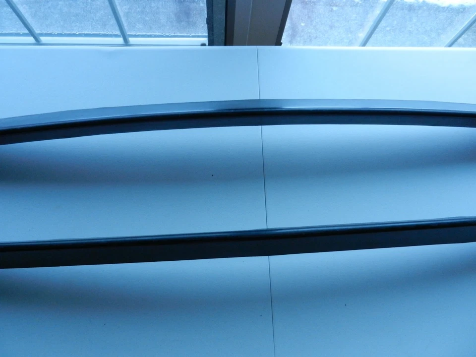 Parachoques delantero Ferrari 365 GTC/4 1972, pieza OEM usada. Foto 4 de 4