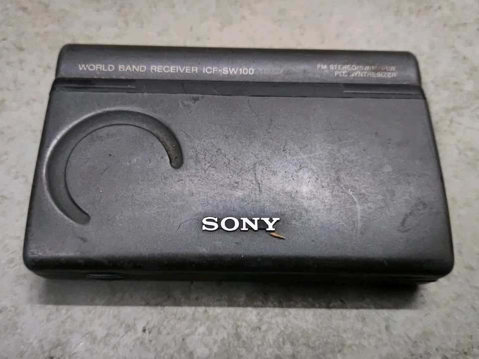 Sony ICF-SW100 World Band FM/AM SW LW Radio + AN-100A Antenna – Rare Tested Work - Image 2 of 4