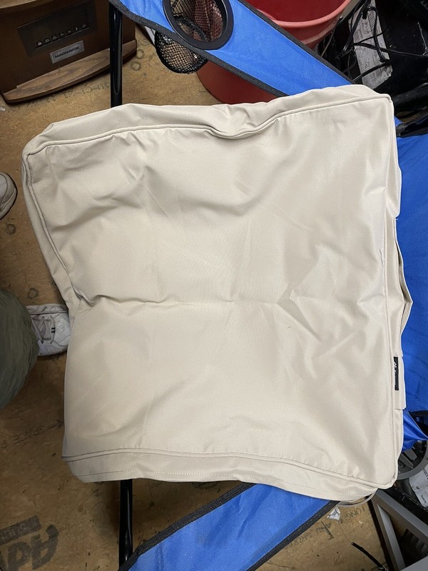 22” Tab Patio Seat Cushion  Bin 20