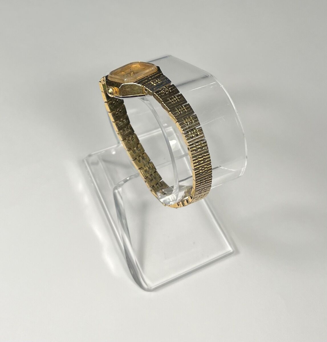 Vtg Citizen Watch Quartz Gold-Tone Octago2030-069072 SMW BW Vtg Citizen Watch Quartz Gold-Tone Octago2030-069072 SMW BW