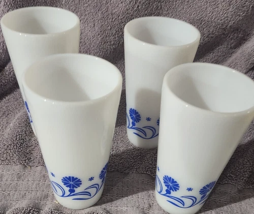 VINTAGE Set 4 Hazel Atlas Blue Cornflower Daisy Milk Glass 8 Oz. Tumblers