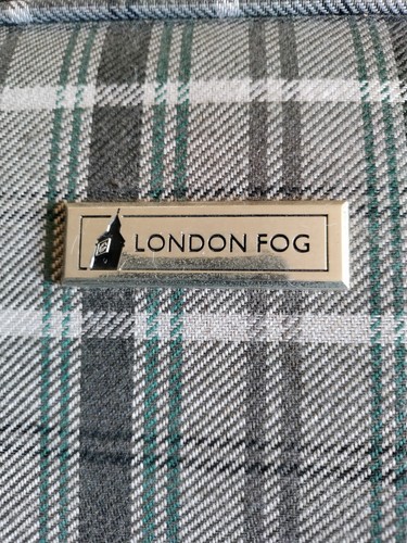 LONDON FOG DEVONSHIRE SOFTSIDE SPINNER LUGGAGE BROWN Style 1680 - Picture 3 of 16