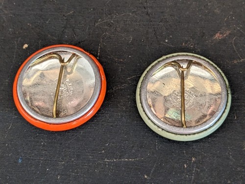 MINT 1937 UAW Buttons ~ Auto Workers Union Pin back Lapel Bastian Bros Celluloid - Picture 3 of 7