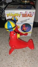 Vintage Masudaya 1985 Battery Operated Circus Funny Seal w Spinning Ball Working