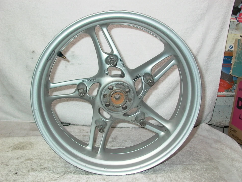 Масляная головка заднего колеса BMW R1150R 5 с пятью спицами обод 5X17 R1100S R1150RS R1150RT - Изображение 2 из 4