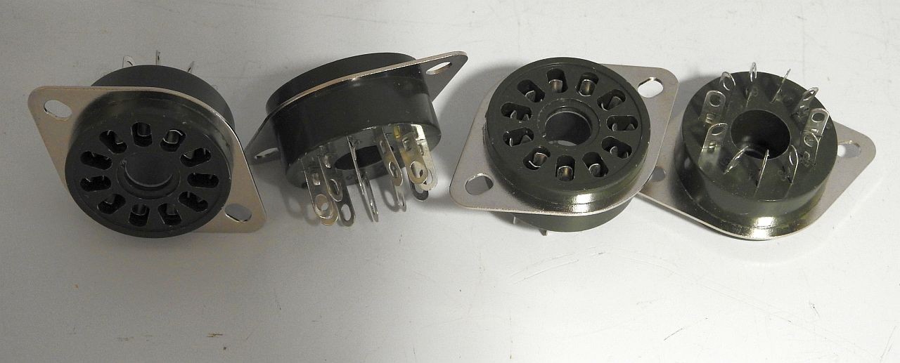 SET OF 4 NEW UNUSED 11 PIN TUBE / RELAY SOCKETS SAME AS AMPHENOL 77MIP11 SOCKET