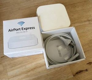 【4個セット・お買い得】Apple AirPort Express 第2世代 Apple Airport Express 2nd Generation | eBay