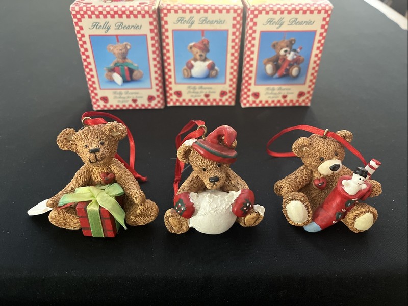 Set Of 3 Kurt Adler Holly Bearies Christmas Ornaments 2” Tall