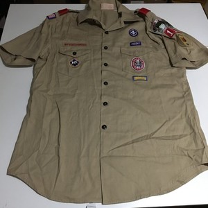 Boy Scouts of America BSA Men’s Large Beige Short Sleeve Button Shirt Patches