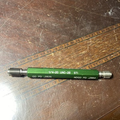 1/4 20 UNC 2B STI THREAD PLUG GAGE .25 GO NO GO P.D.'S = .2825 & .2864 (T25)