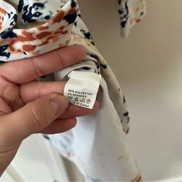 SHEIN Abstract Multicolor Paint Splatter Puff Sle… - image 10