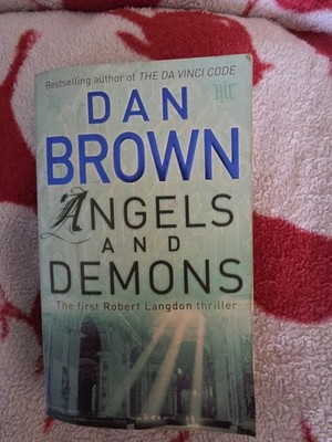 Dan Brown Angels And Demons Paperback Book