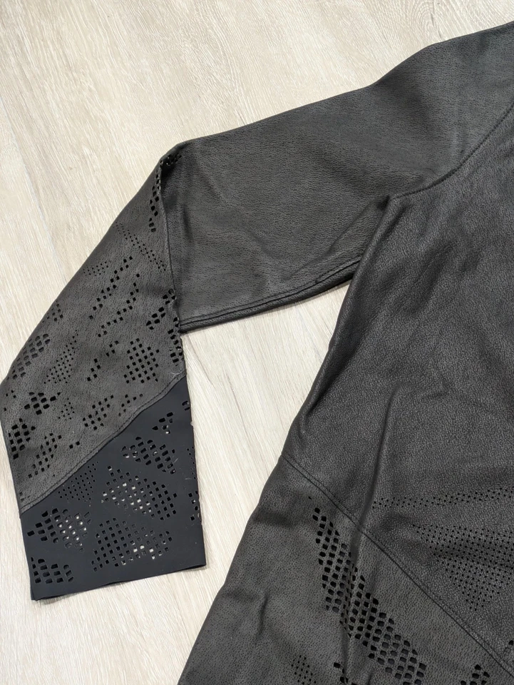 Chaqueta Elie Tahari Mujer Mediana Negra Corte Láser Cuero Cordero Larga ED3H2405 Foto 3 de 4